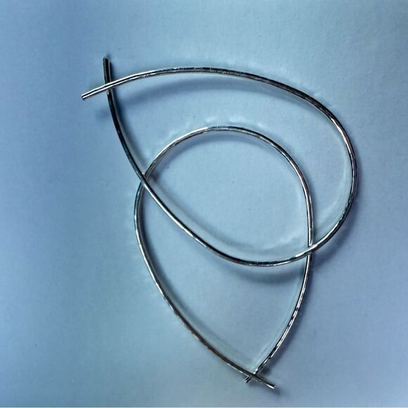 STERLING SILVER HAMMERED HOOP EARRINGS – WOMEN’S TEARDROP DESIGN - Picture 6 of 17